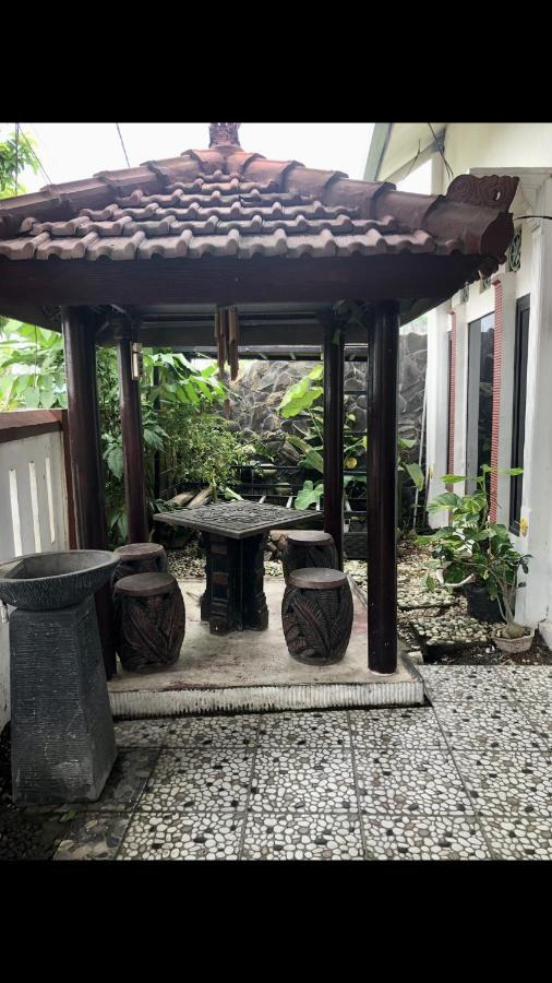 Ohana Homestay Banyuwangi 外南梦 外观 照片